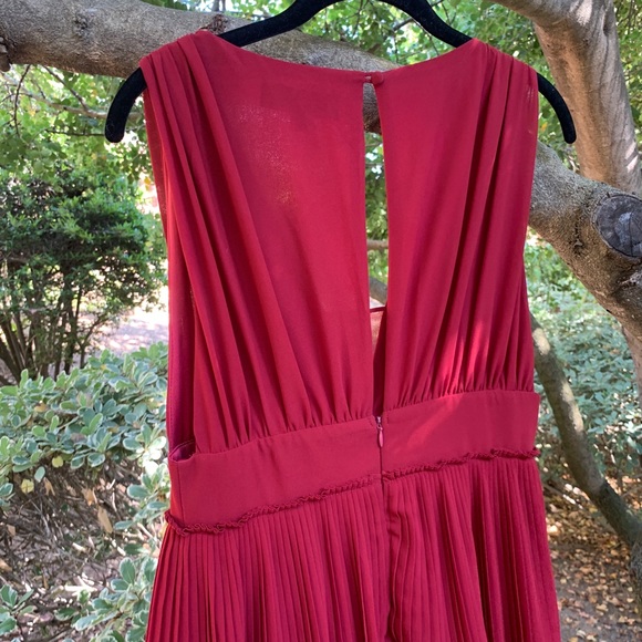 Lulu’s Burgundy Red Ruffle Layer Midi Dress - Picture 5 of 8